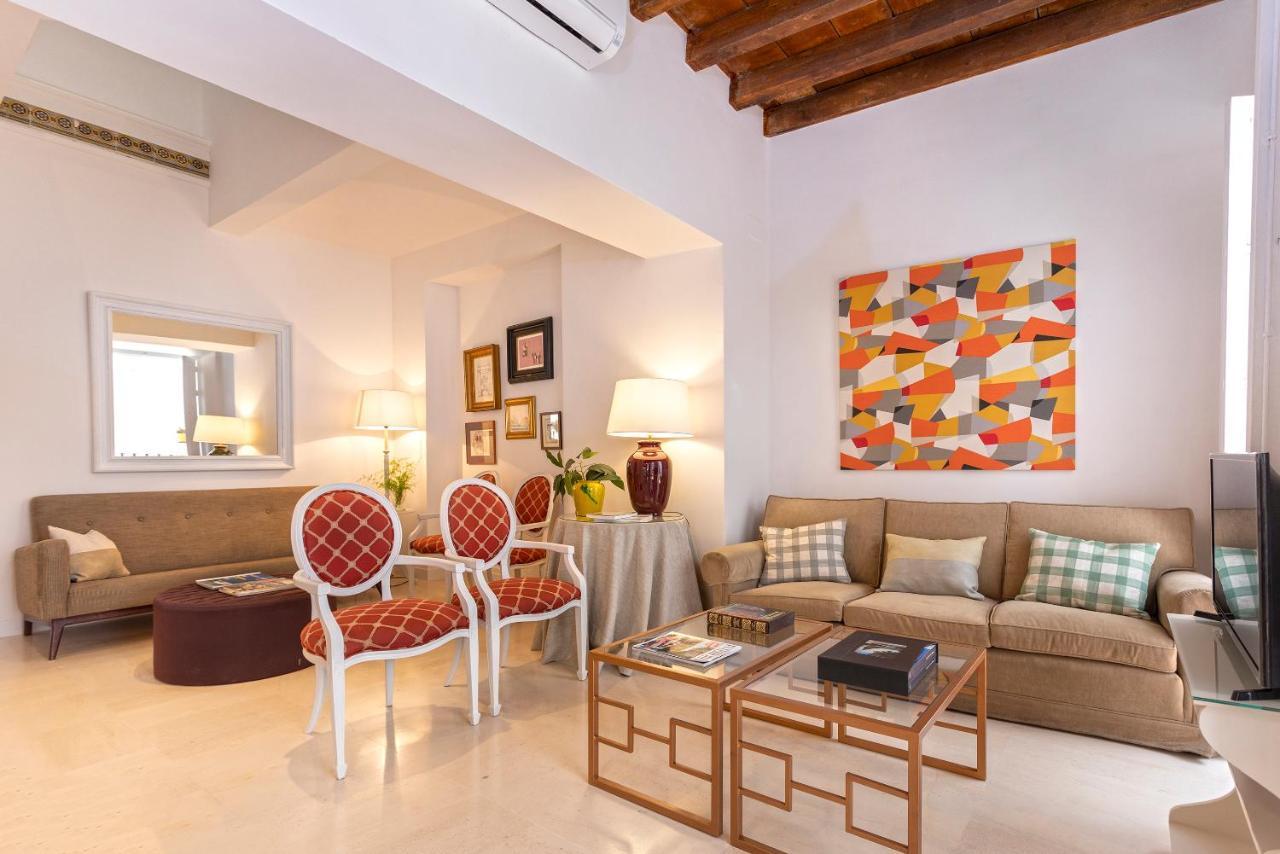 Genteel Home Santa Cruz Sevilha Exterior foto